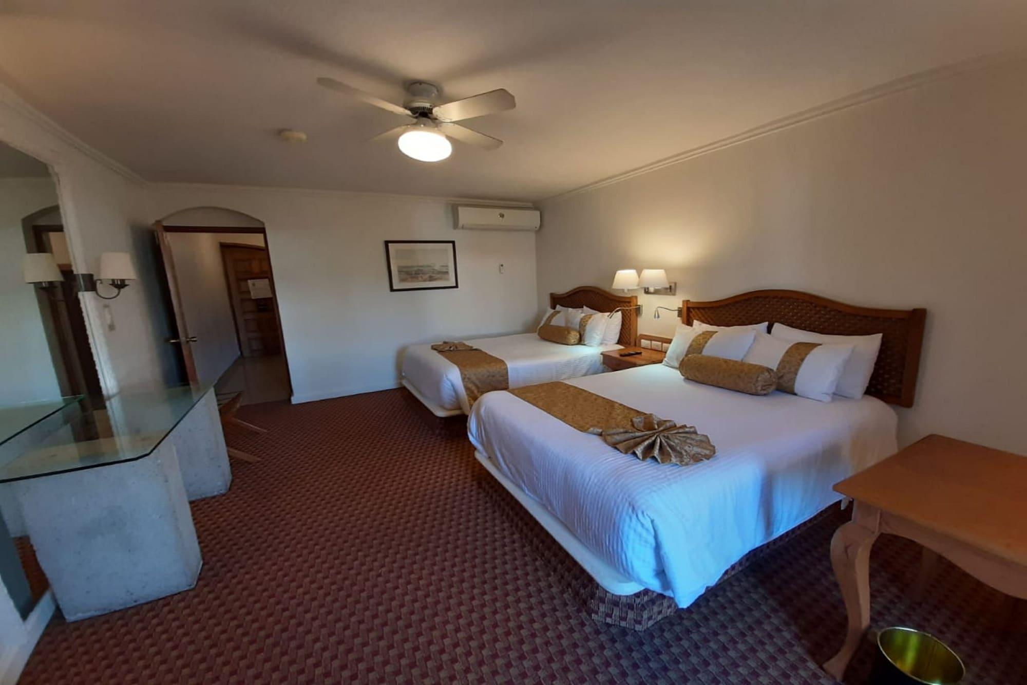 Mision Grand Juriquilla Hotel ภายนอก รูปภาพ