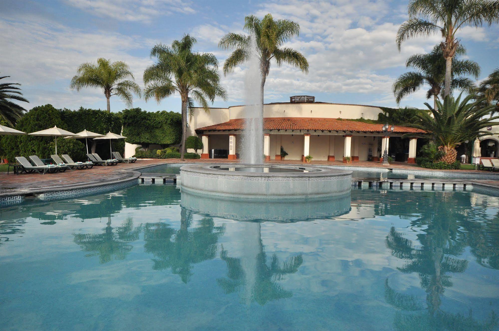 Mision Grand Juriquilla Hotel ภายนอก รูปภาพ