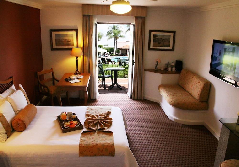Mision Grand Juriquilla Hotel ภายนอก รูปภาพ